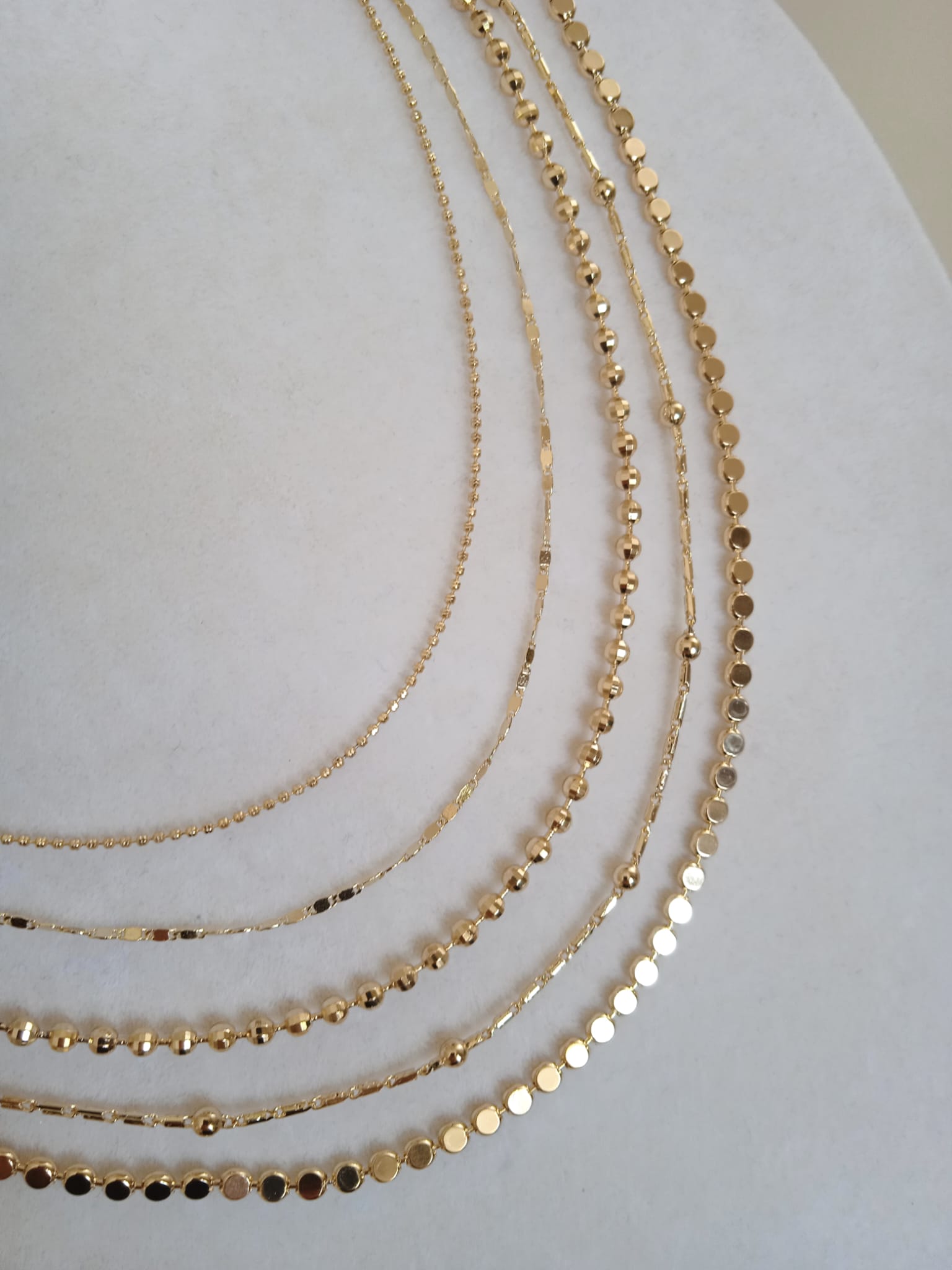 XUPING Kolye - İnce Zincir Üzeri Yuvarlak Püsküllü